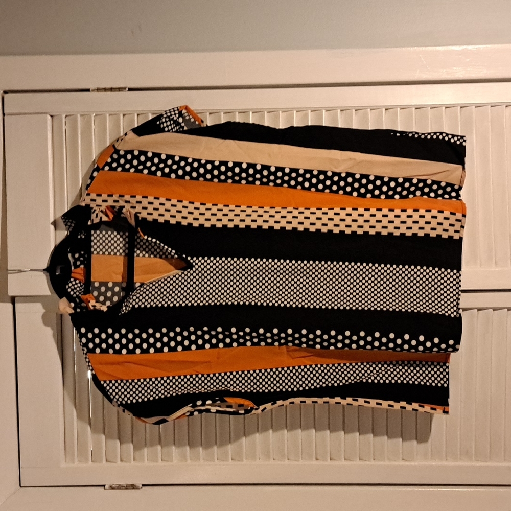 Women's short sleeve blouse